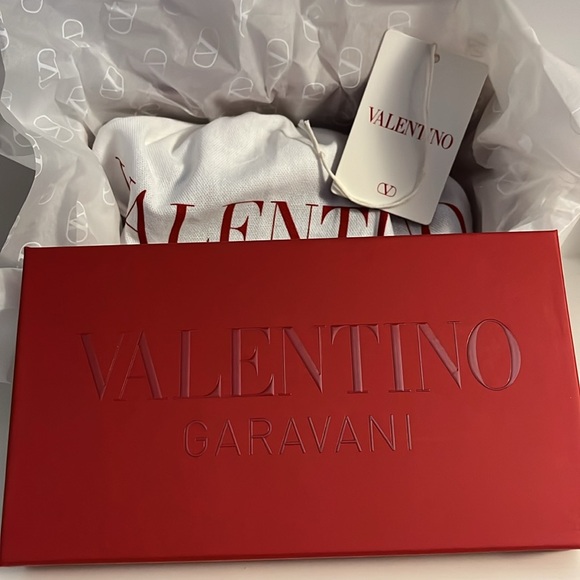 Valentino Garavani Mini Rockstud Clutch - Picture 13 of 15